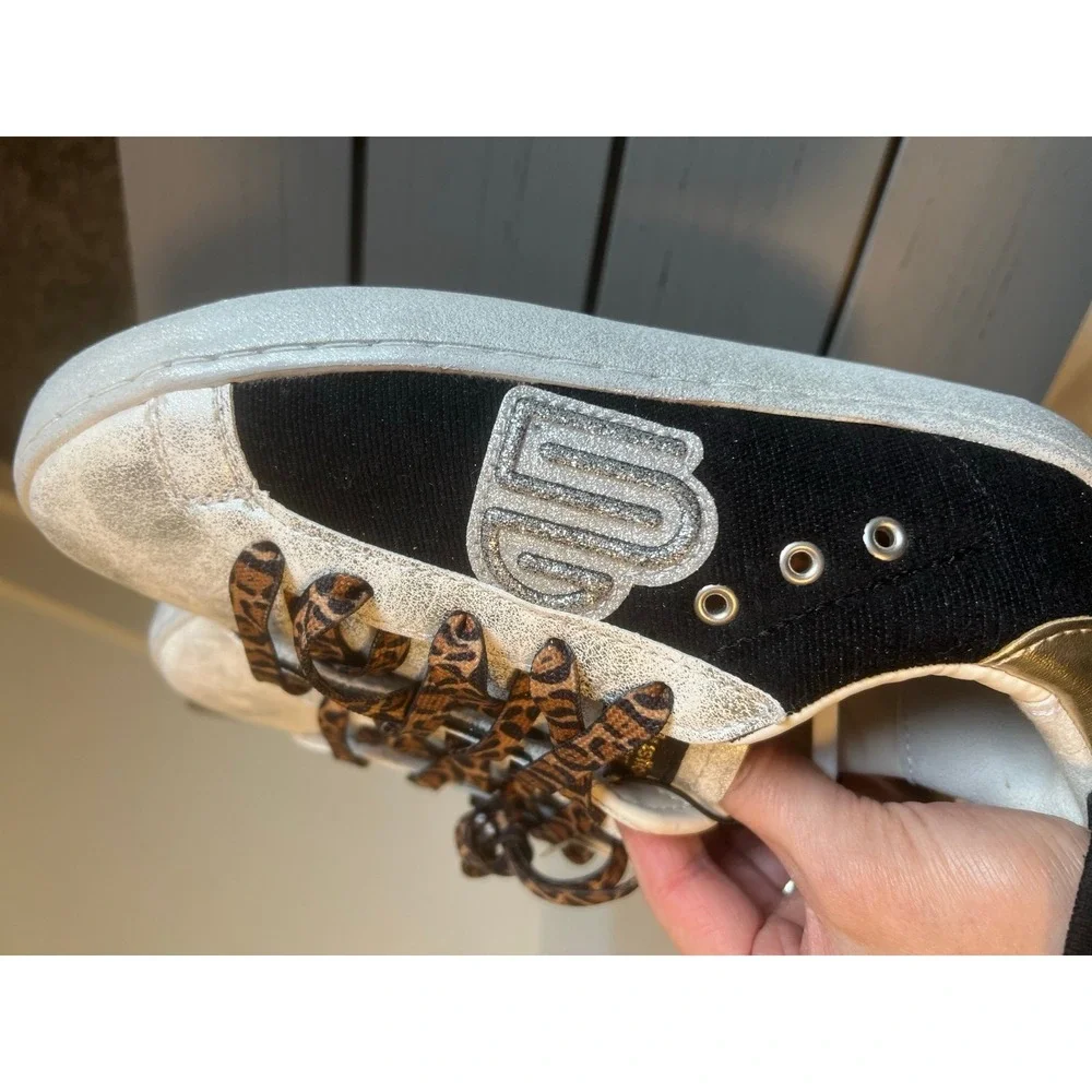 NEW Justice glitter leopard black and silver and gold Court Sneaker, Size 4 girl